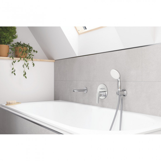 Душова система прихованого монтажу зі змішувачем Grohe Eurosmart New Tempesta 250 (UA26416SC3)