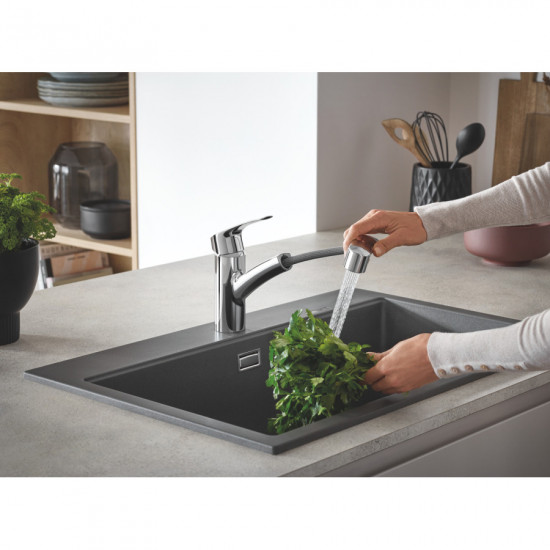 Змішувач для кухні з висувним виливом Grohe Eurosmart New (30305001)