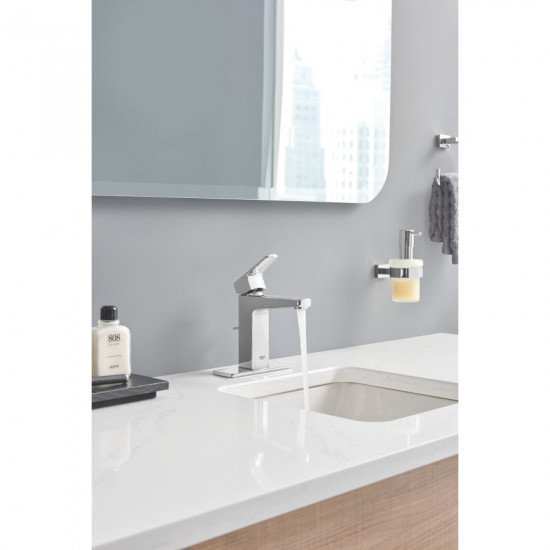 Дозатор рідкого мила Grohe Essentials Cube New (40756001)