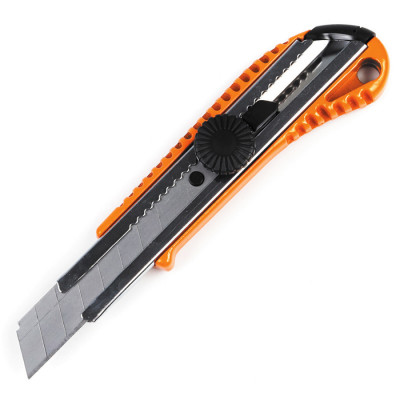 Ніж будівельний Polax металевий з висувним лезом, гвинтовий замок 18 мм (23-006) Ніж будівельний Polax металевий з висувним лезом, гвинтовий замок 18 мм (23-006)