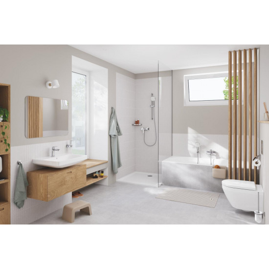 Одноважільний змішувач для ванни Grohe Cubeo (1018140000)